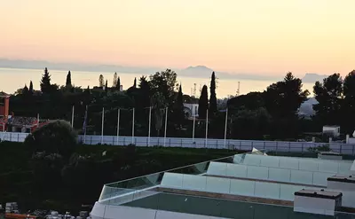 Middle Floor Apartment in Estepona