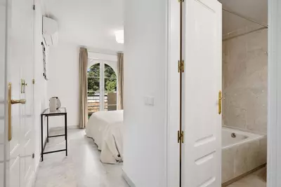 Middle Floor Apartment in Nueva Andalucía