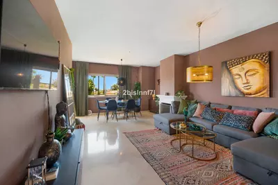 Middle Floor Apartment in Nueva Andalucía