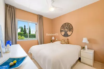 Middle Floor Apartment in Nueva Andalucía