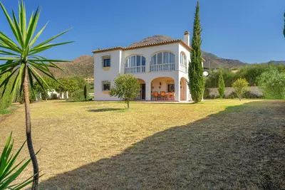Detached Villa in Estepona