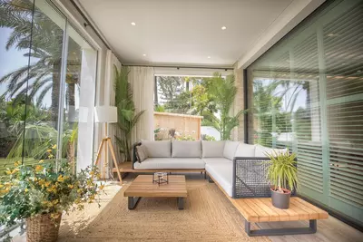 Detached Villa in El Paraiso