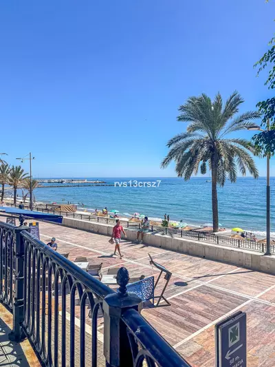 Middle Floor Apartment in Marbella