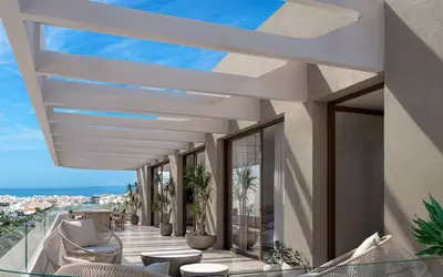 Top Floor Apartment in Estepona