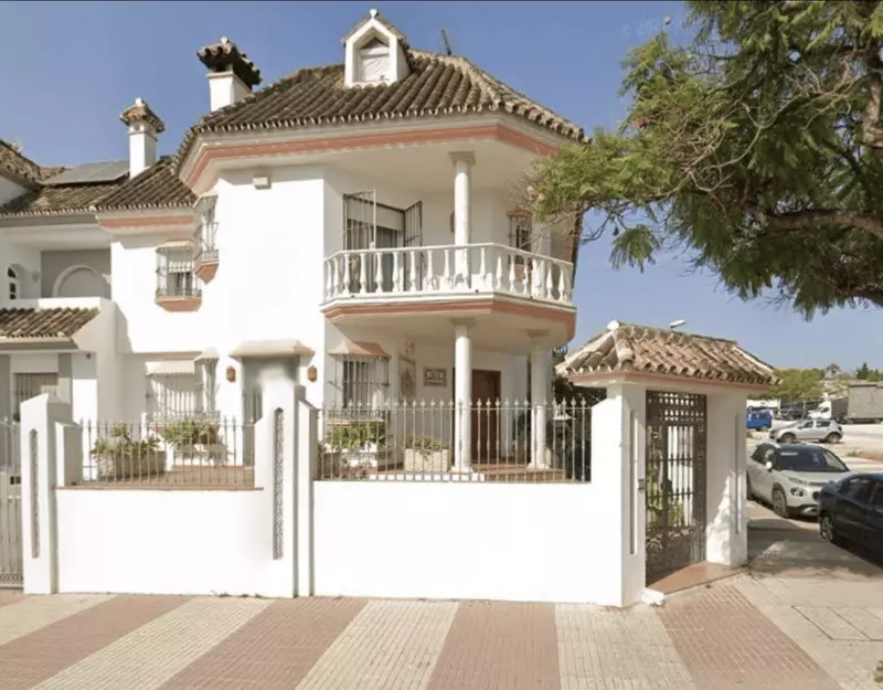 Semi-Detached House in San Pedro de Alcántara