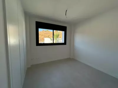 Middle Floor Apartment in Selwo