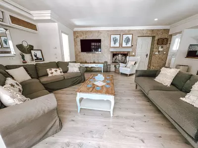Detached Villa in Nueva Andalucía