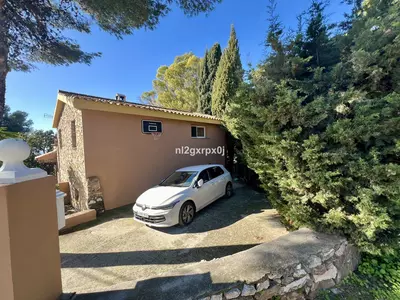 Detached Villa in Marbella