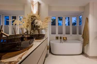 Middle Floor Apartment in Marbella