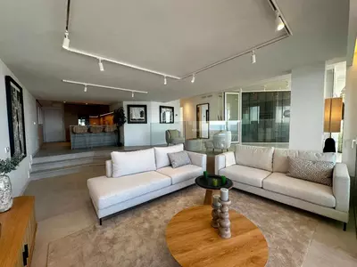 Middle Floor Apartment in Marbella
