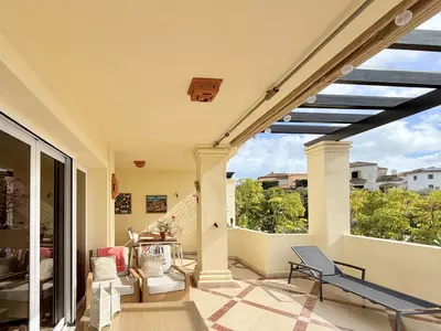 Middle Floor Apartment in Casares