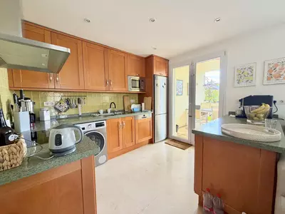 Middle Floor Apartment in Casares