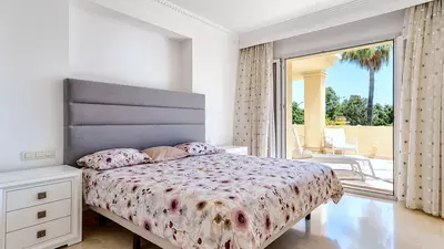 Middle Floor Apartment in Casares