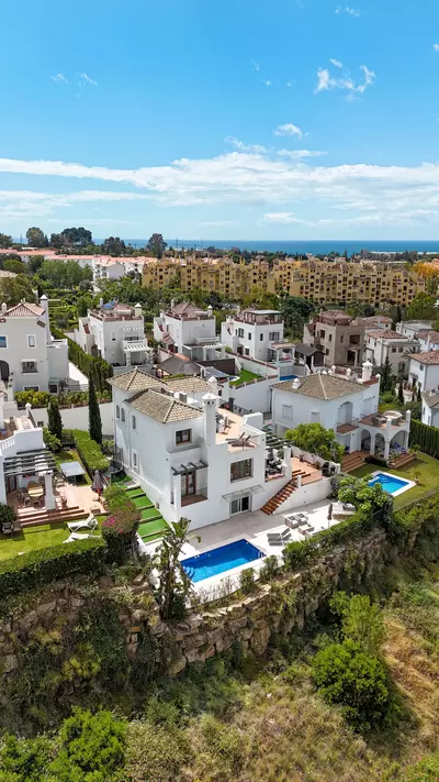 Detached Villa in Estepona