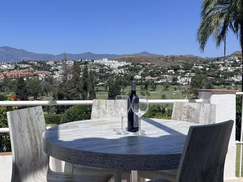 Townhouse in El Paraiso