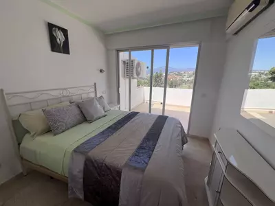 Townhouse in El Paraiso