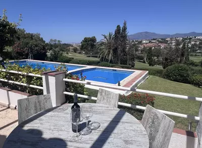 Townhouse in El Paraiso