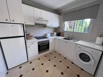 Townhouse in El Paraiso