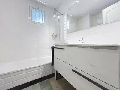 Middle Floor Apartment in Manilva