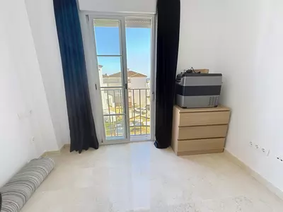 Middle Floor Apartment in Manilva