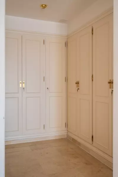 Middle Floor Apartment in Marbella