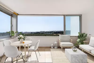 Middle Floor Apartment in Marbella