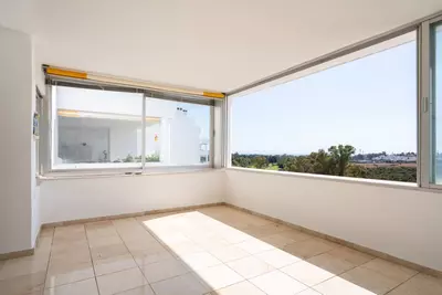 Middle Floor Apartment in Marbella