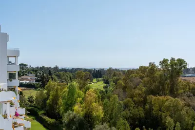Middle Floor Apartment in Marbella