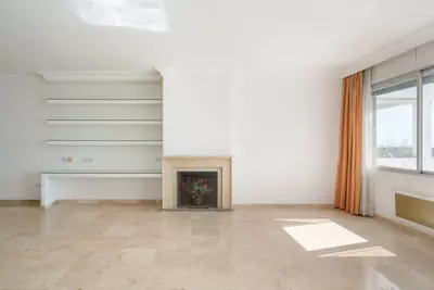 Middle Floor Apartment in Marbella