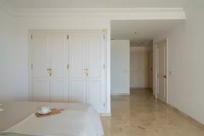 Middle Floor Apartment in Marbella