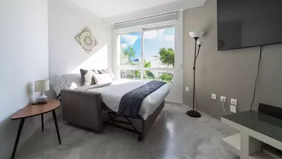 Middle Floor Apartment in Marbella