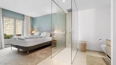 Middle Floor Apartment in Nueva Andalucía