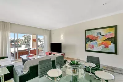 Middle Floor Apartment in Marbella
