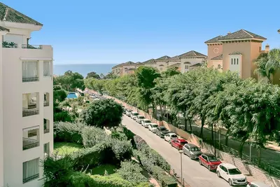 Middle Floor Apartment in Marbella