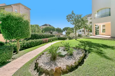 Middle Floor Apartment in Marbella