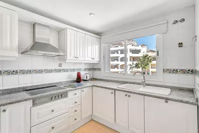 Middle Floor Apartment in Marbella
