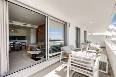 Middle Floor Apartment in Estepona
