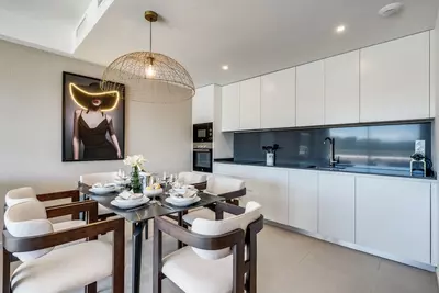 Middle Floor Apartment in Estepona
