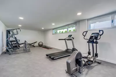 Middle Floor Apartment in Estepona