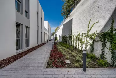 Middle Floor Apartment in Estepona