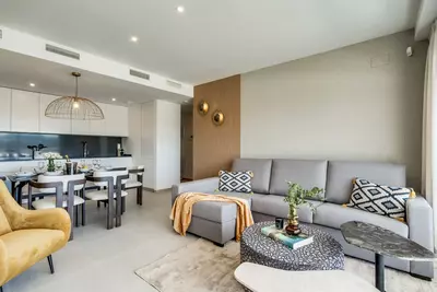 Middle Floor Apartment in Estepona