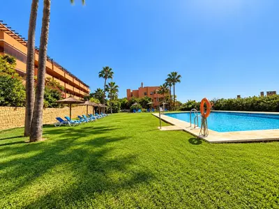 Middle Floor Apartment in Manilva