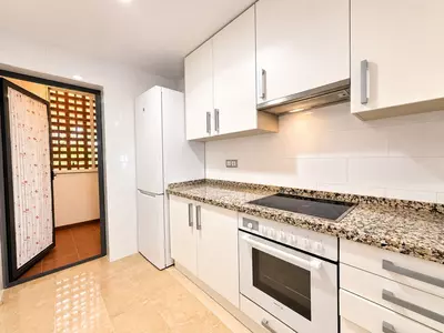 Middle Floor Apartment in Manilva
