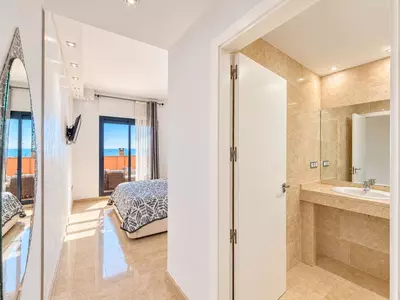 Middle Floor Apartment in Manilva