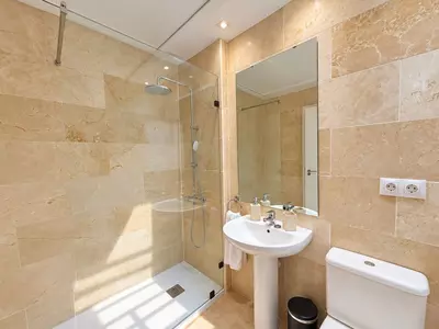 Middle Floor Apartment in Manilva