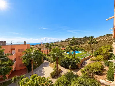 Middle Floor Apartment in Manilva