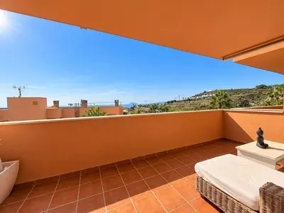 Middle Floor Apartment in Manilva