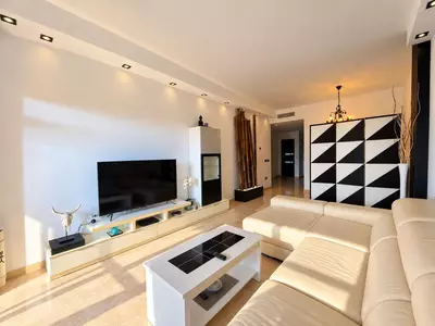 Middle Floor Apartment in Manilva