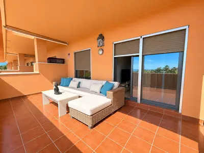 Middle Floor Apartment in Manilva