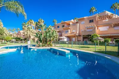 Middle Floor Apartment in Cabopino
